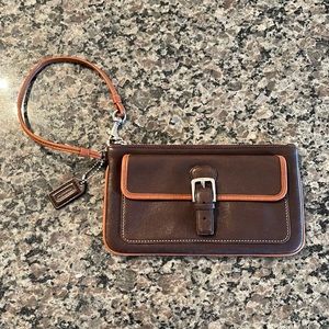 Dark Brown Leather Coach Wristlet with Tan Piping EUC!